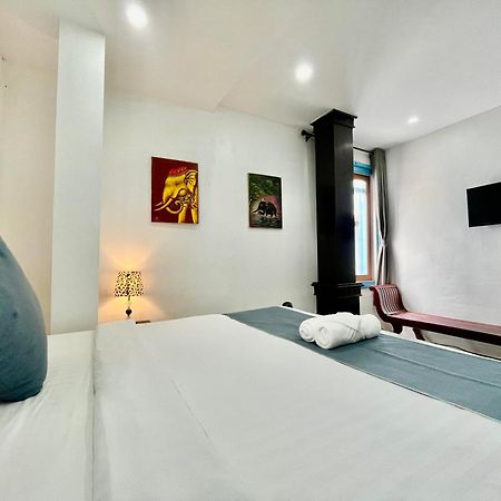 Villa Merry Lao Ban Aphay ルアンパバーン エクステリア 写真