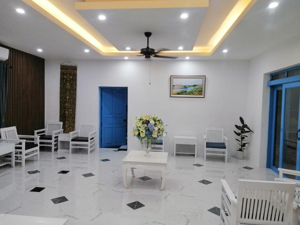 Villa Merry Lao Ban Aphay ルアンパバーン エクステリア 写真
