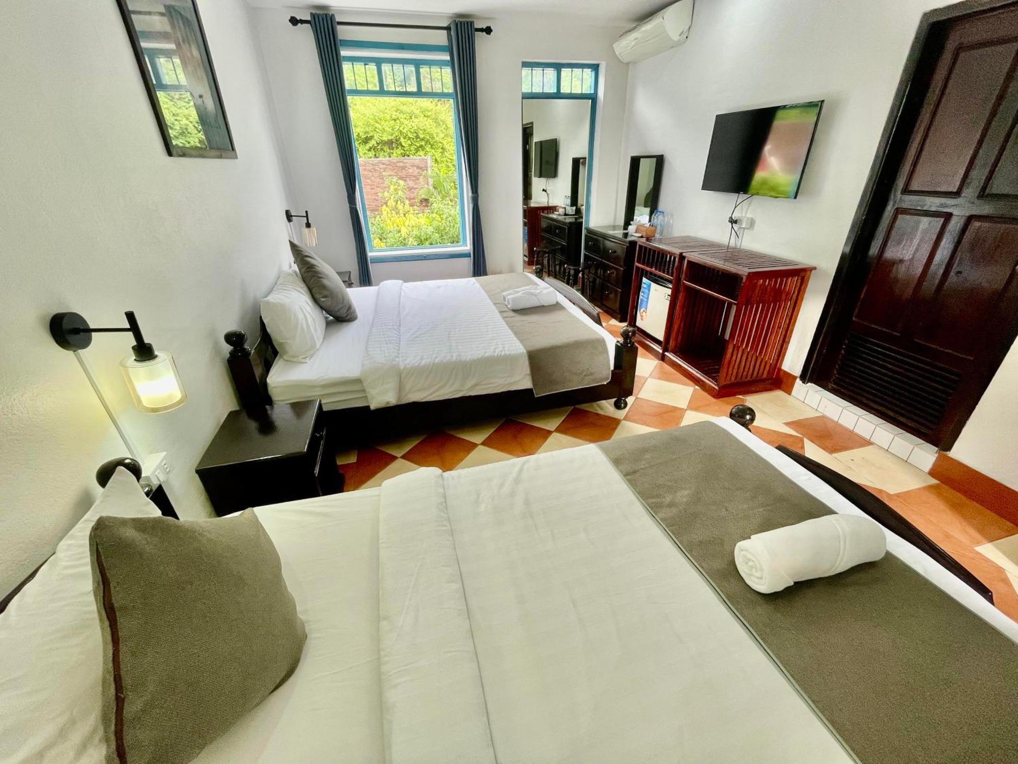 Villa Merry Lao Ban Aphay ルアンパバーン エクステリア 写真