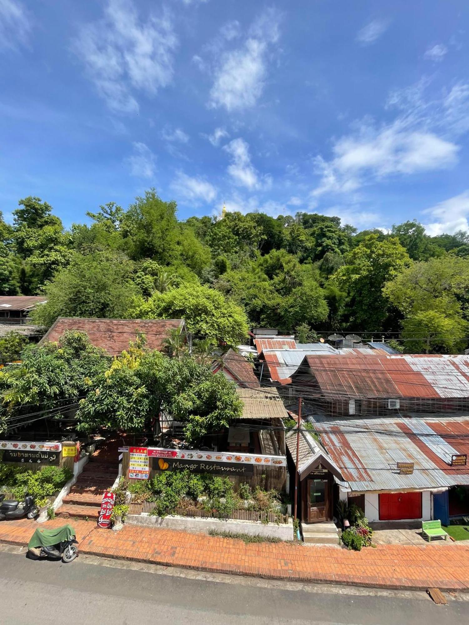 Villa Merry Lao Ban Aphay ルアンパバーン エクステリア 写真